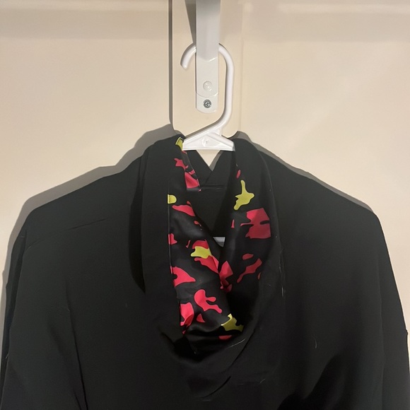 Mountain Dew Hoodie - Picture 2 of 3